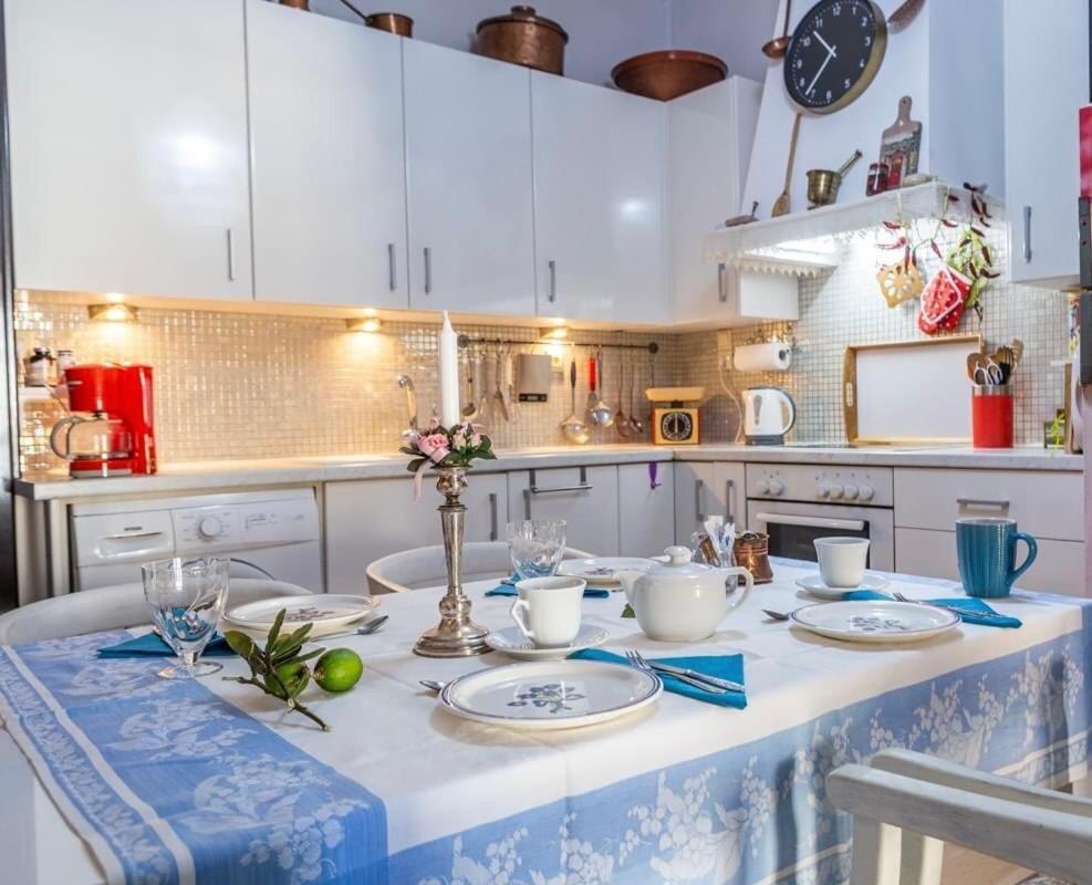 Stone Suite In The Center Of Corinth Luaran gambar